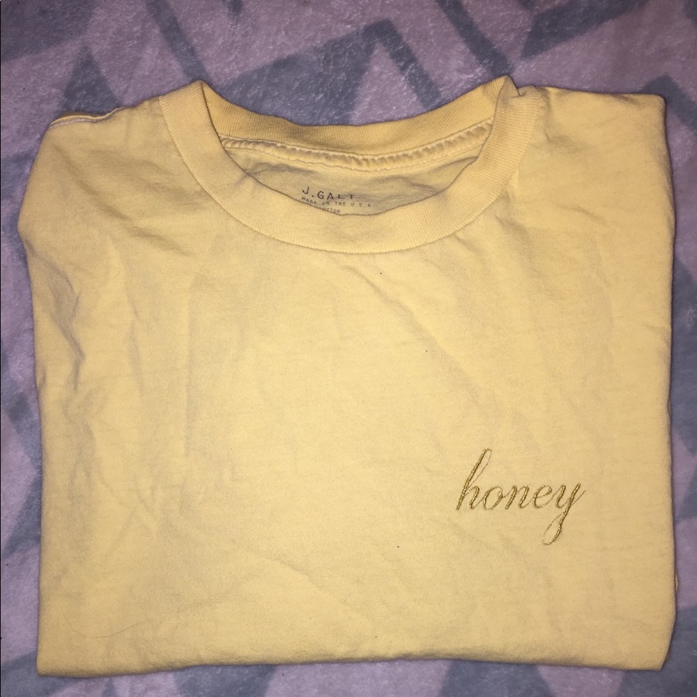 Brandy Melville shirt 🍯